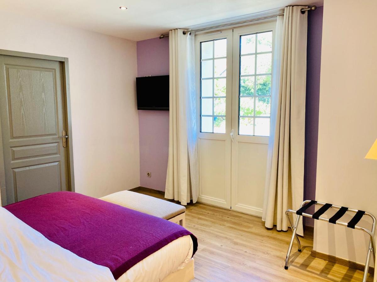 Logis Du Champ De Mars Ξενοδοχείο Puy-Saint-Martin Εξωτερικό φωτογραφία