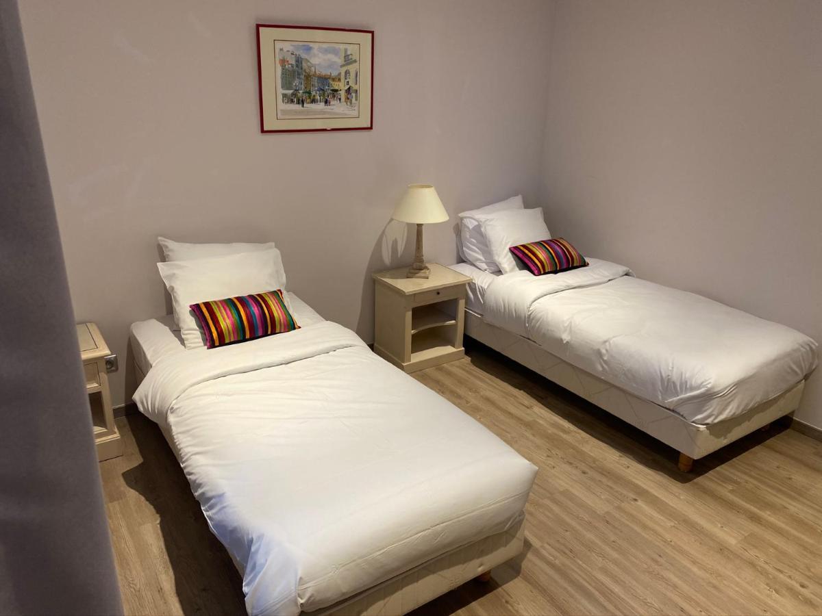 Logis Du Champ De Mars Ξενοδοχείο Puy-Saint-Martin Εξωτερικό φωτογραφία